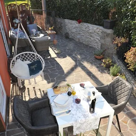 Shanti Hébergement de vacances *